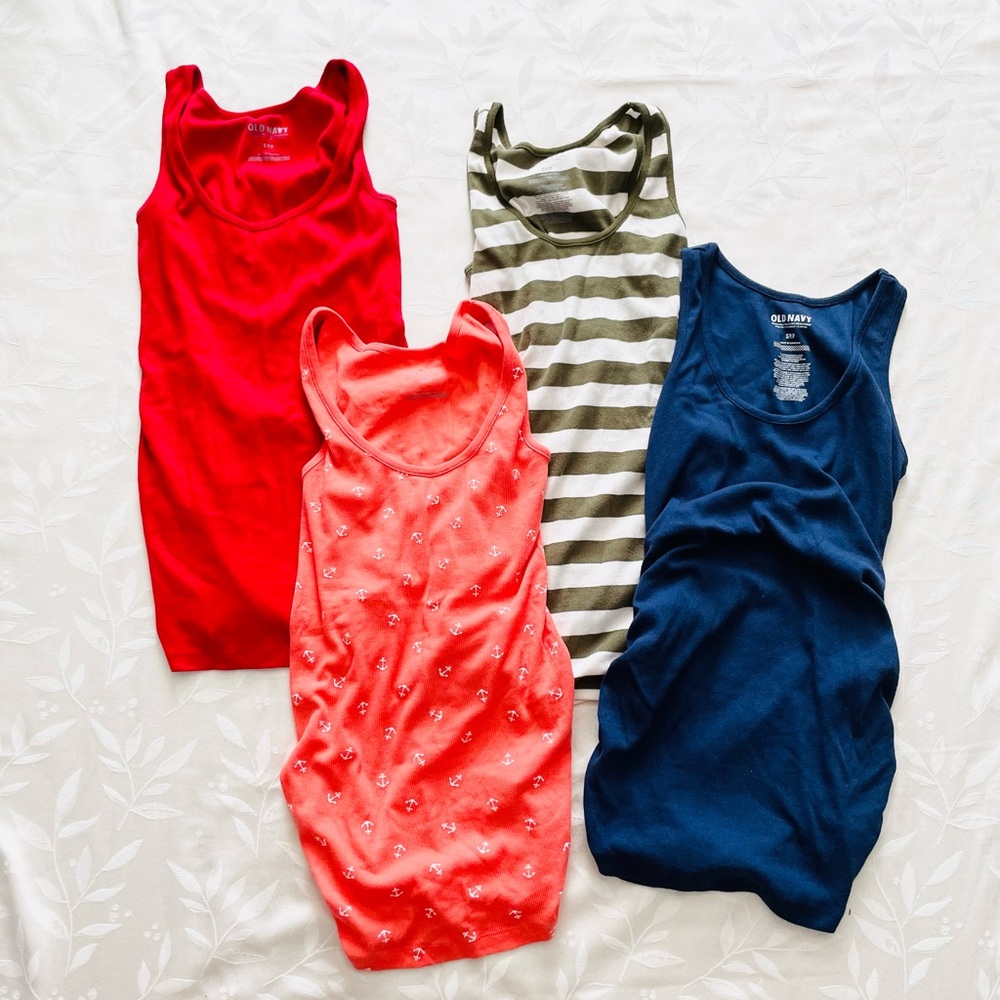 Old Navy Maternity Tanks (Bundle of 4)